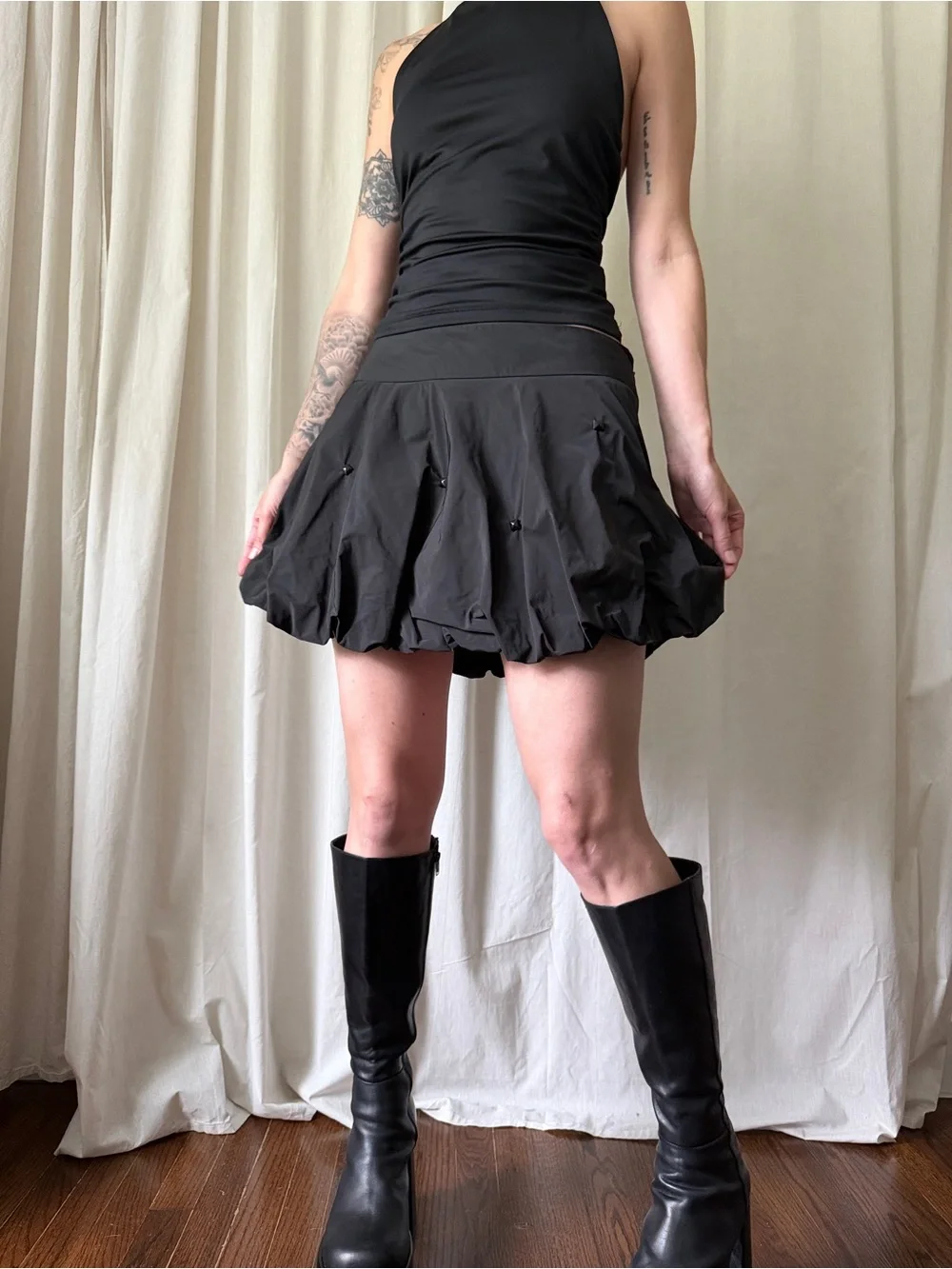 Bebe Black Bubble Hem Mini Skirt with Studs Women's Size Medium